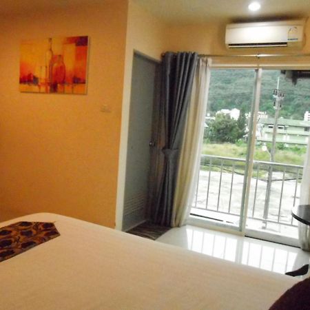 Hotel 7 Sky Residency Patong Esterno foto