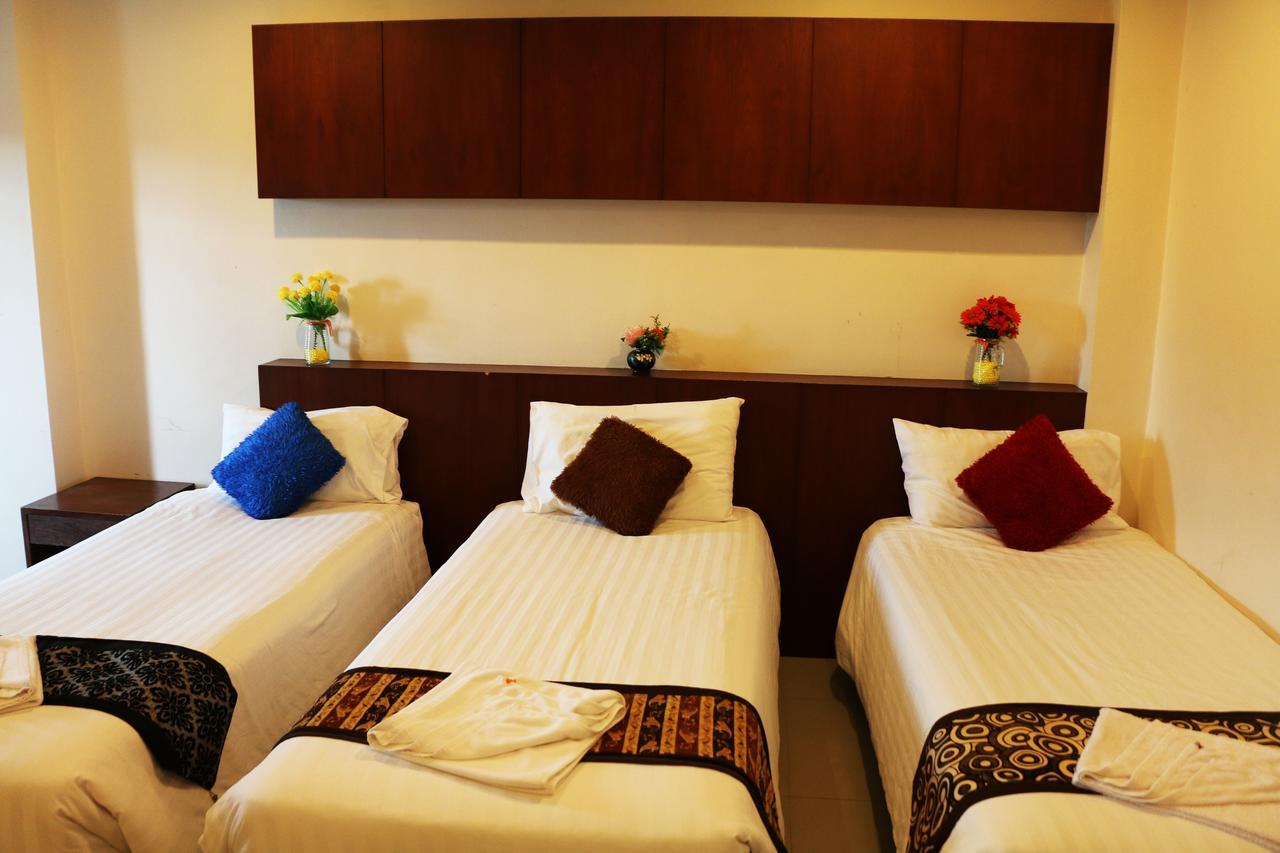 Hotel 7 Sky Residency Patong Esterno foto