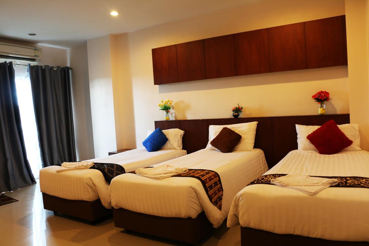 Hotel 7 Sky Residency Patong Esterno foto