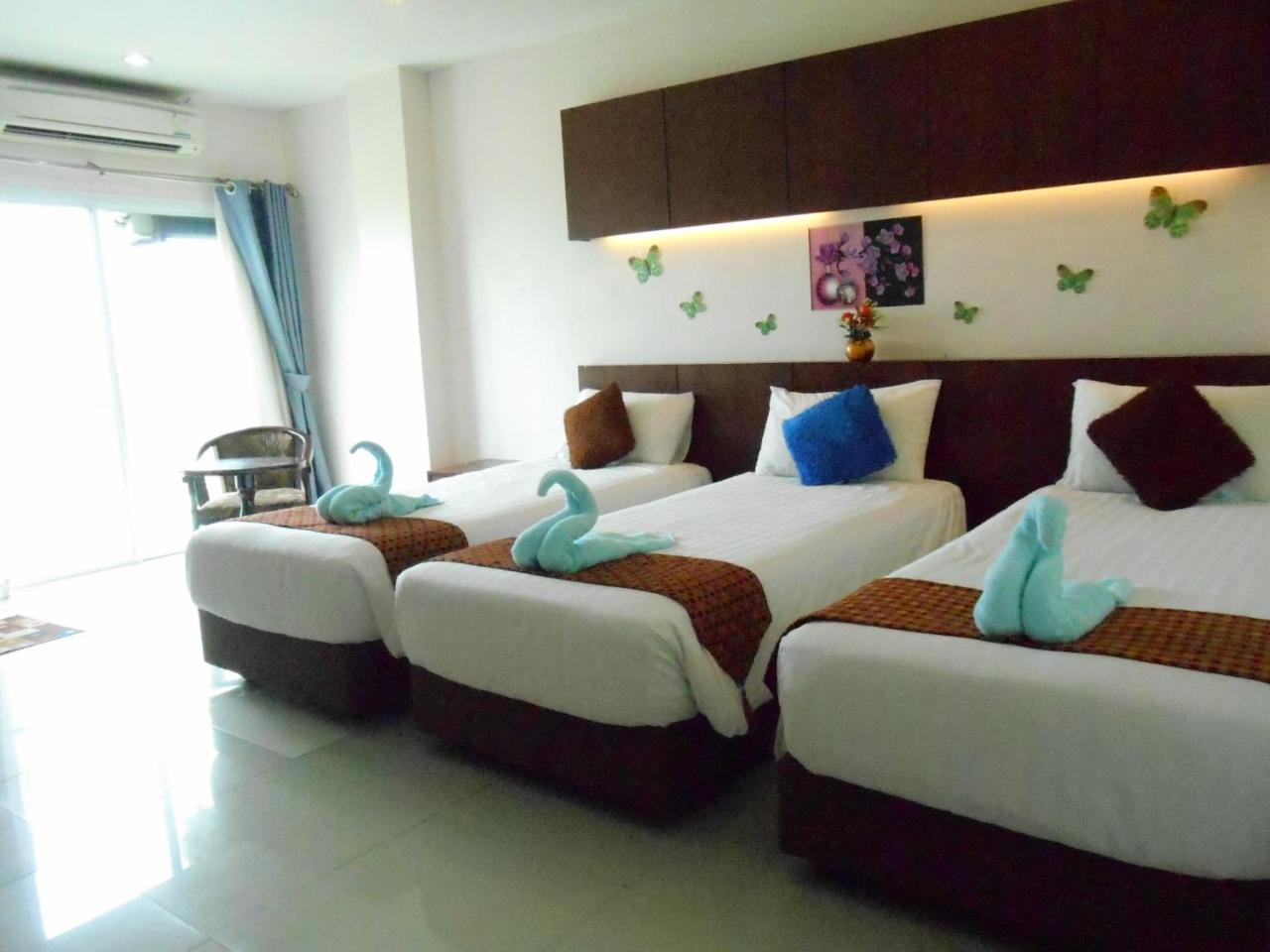 Hotel 7 Sky Residency Patong Esterno foto