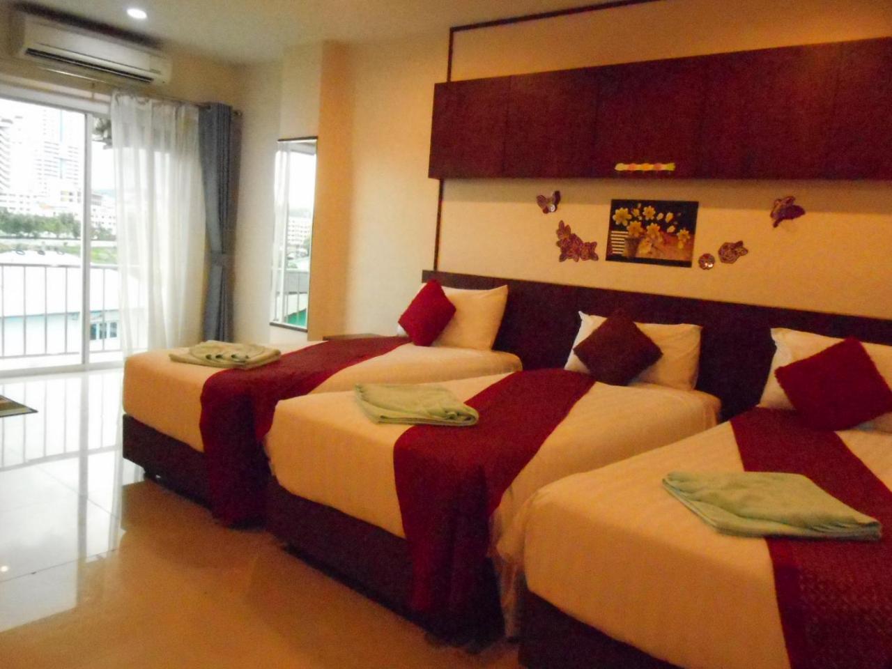 Hotel 7 Sky Residency Patong Esterno foto